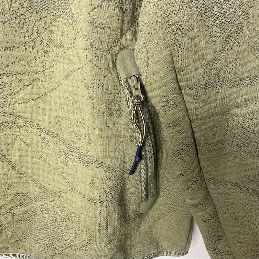 Nike Therma-FIT ADV Tech Pak Men’s Olive Green Pullover Hoodie Nwt Size M